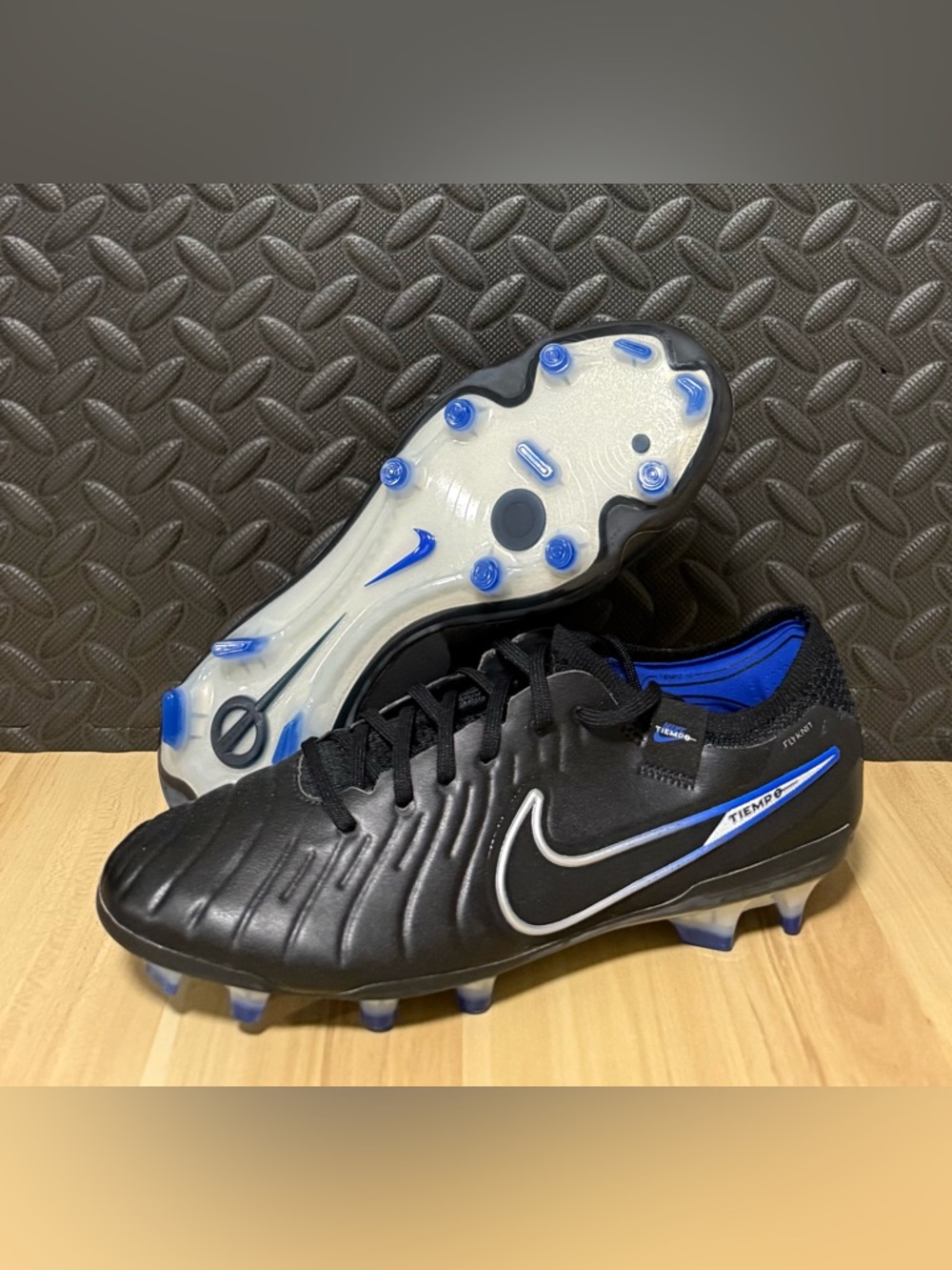 Nike Tiempo Legend 10 Elite FG Soccer Cleats Black Blue DV4328-040 Mens Size 6.5